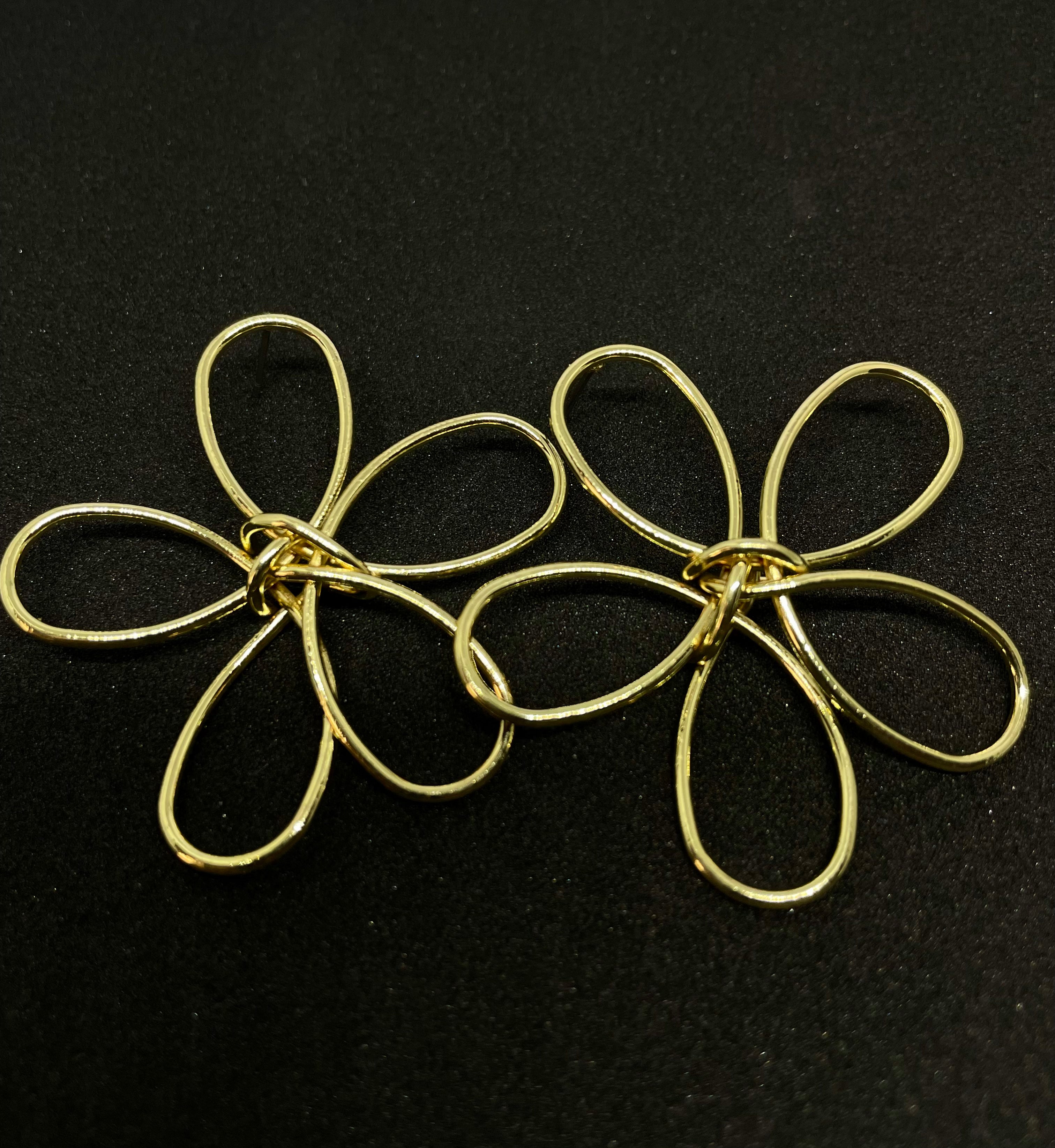Gold Flower Knot Earrings