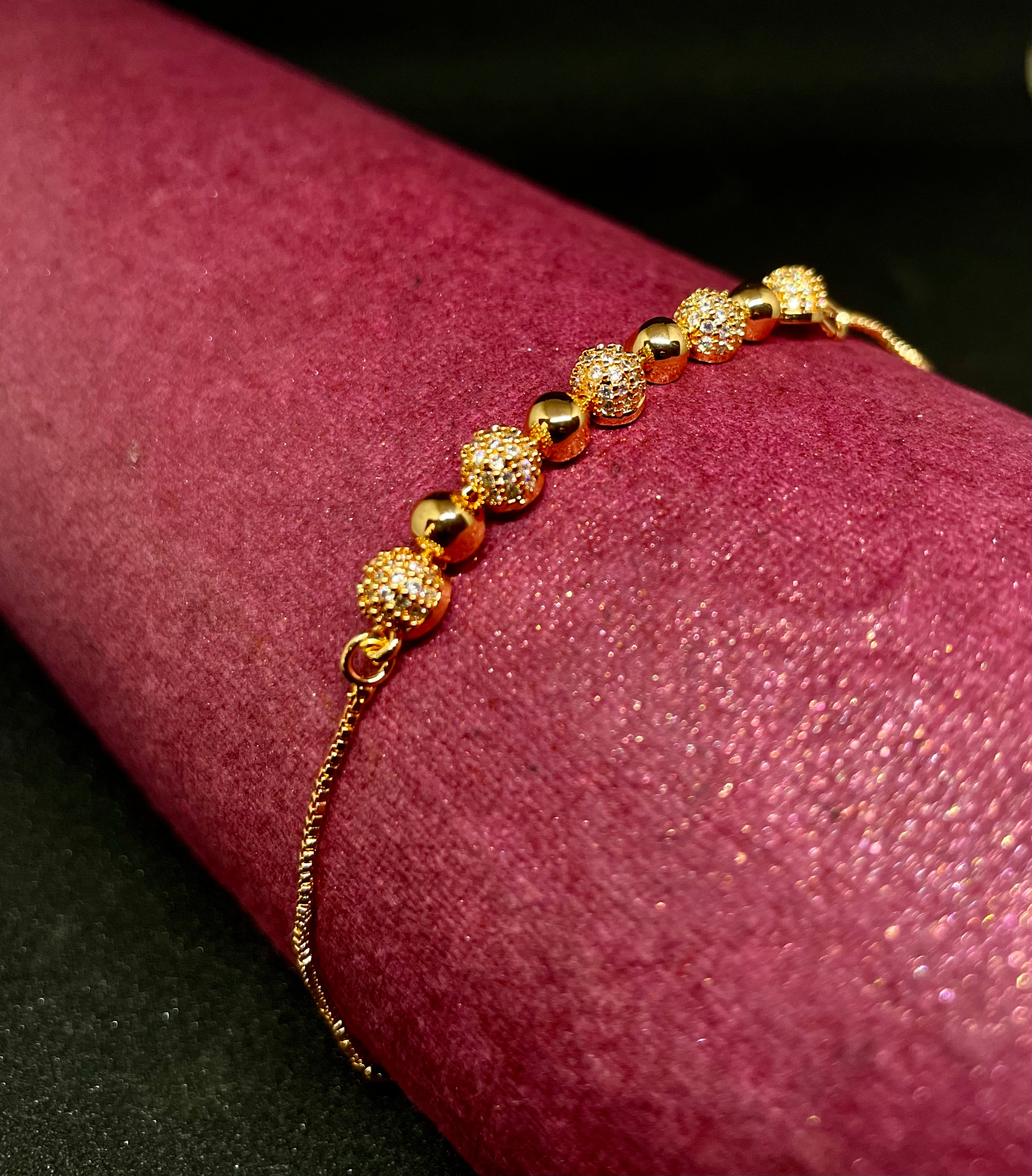 Crowned Glow Crystal Bead Bracelet